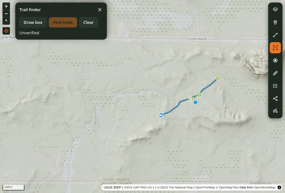 Free Hunting Map Trail finder controls and hillshade over a Wisconsin scouting area.